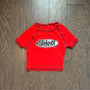 Hot Topic Red Slipknot Cropped Tee